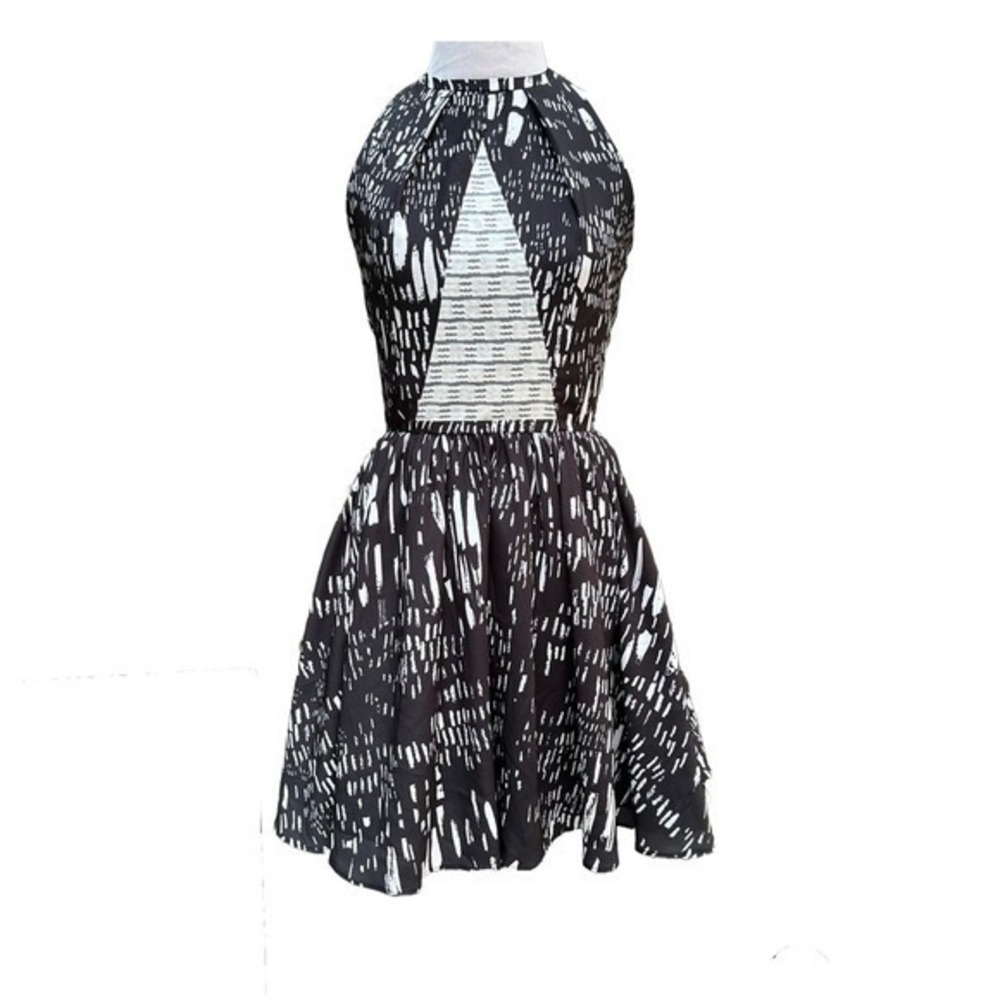 Timo Weiland Black White Halter Mini Dress Size 4 Fit Flare Cocktail Party - Picture 2 of 9